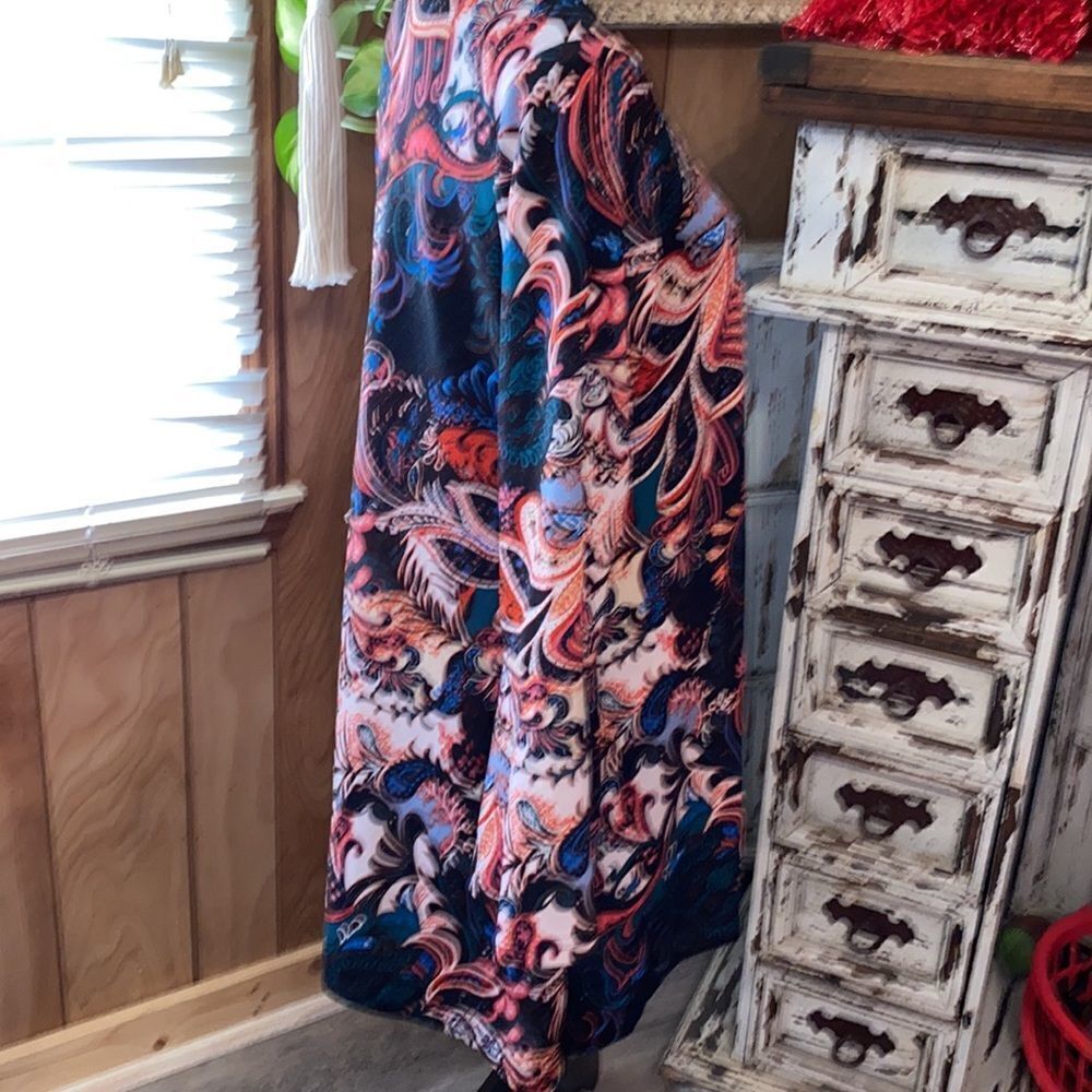 WinWin flare bottom tunic - Picture 4 of 7